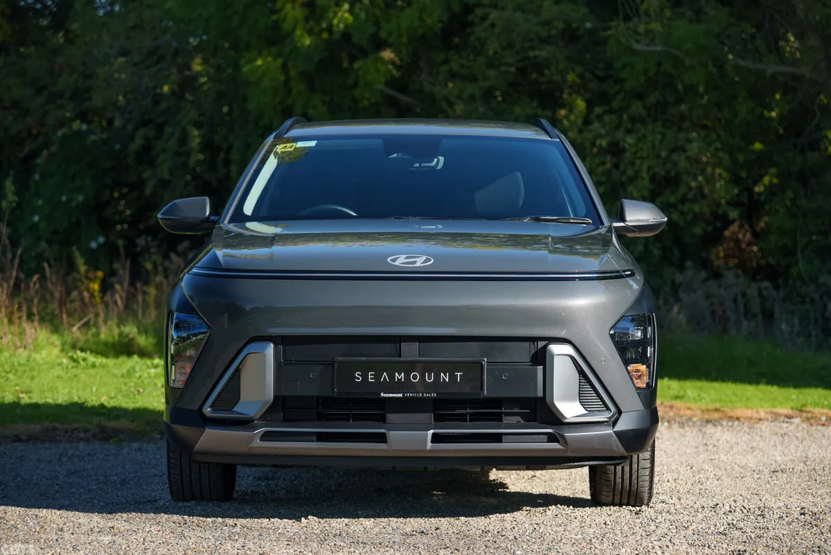 Hyundai KONA MPV, Petrol Hybrid, 2026, Grey