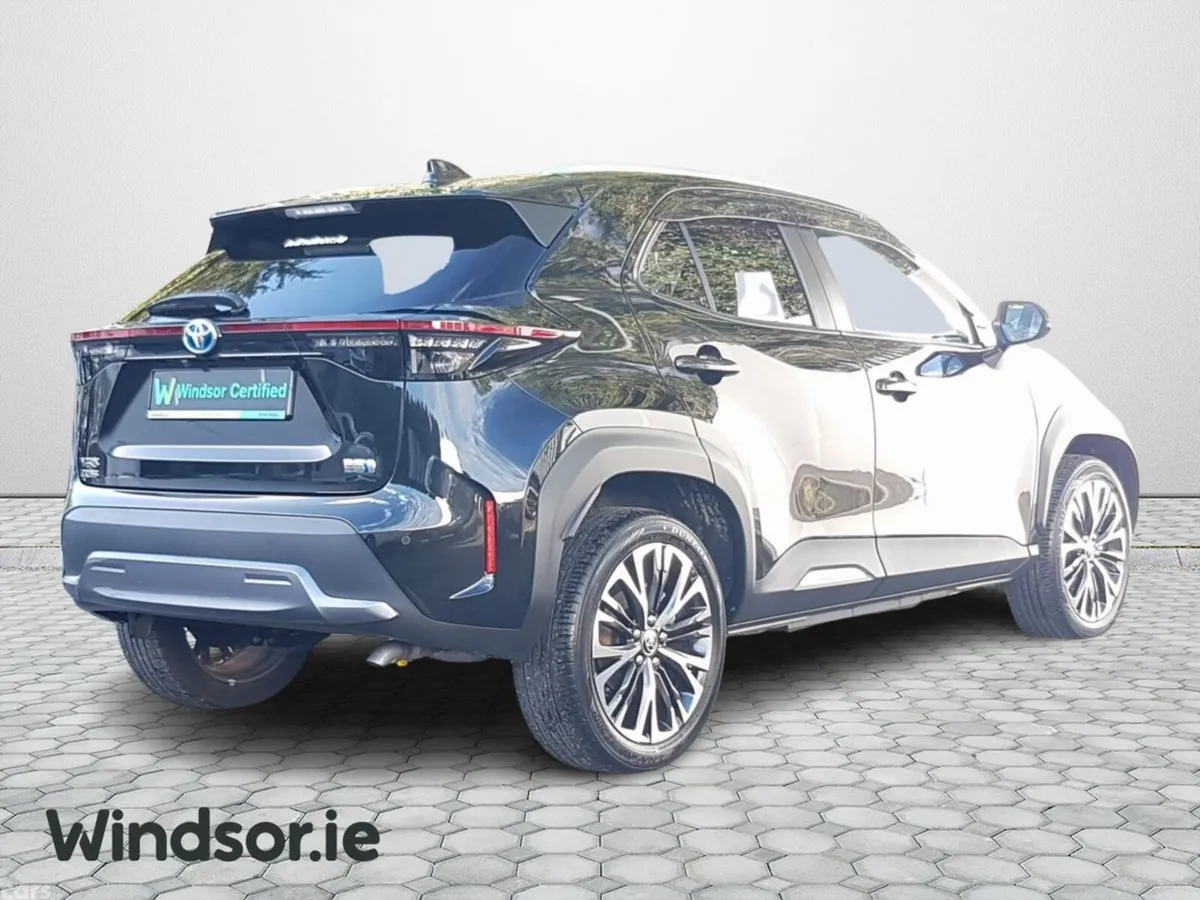 Toyota Yaris Cross SUV, Petrol Hybrid, 2023, Black