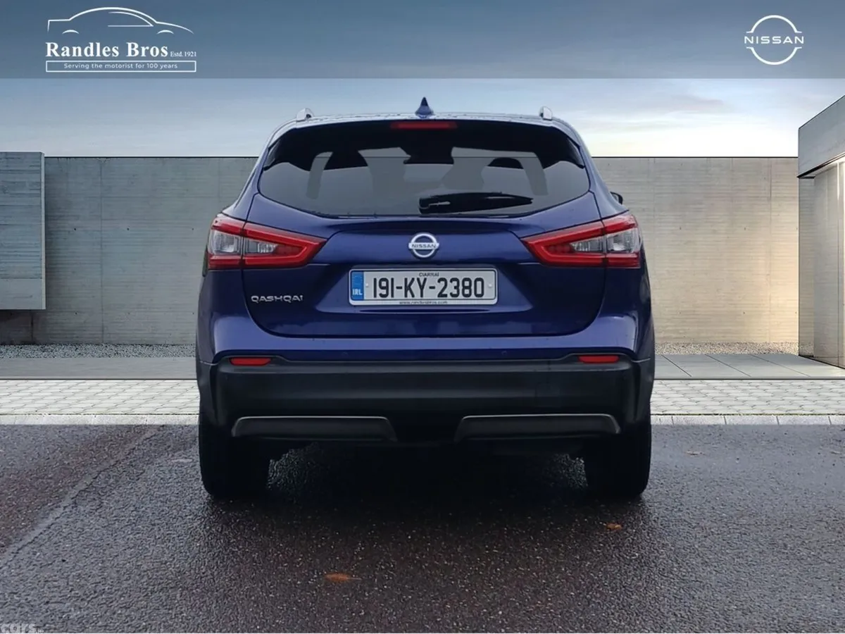 Nissan Qashqai Hatchback, Diesel, 2019, Blue