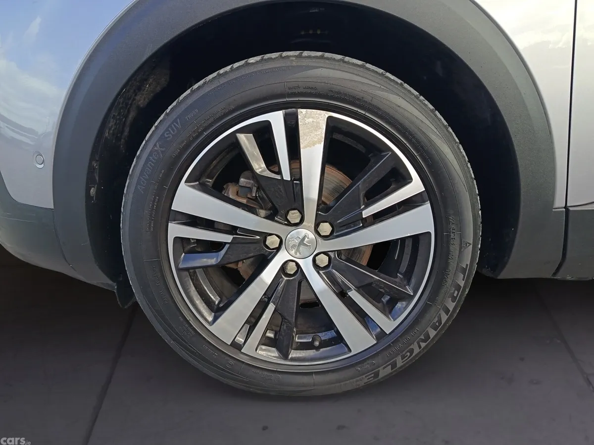 Peugeot 5008 MPV, Diesel, 2018, Grey