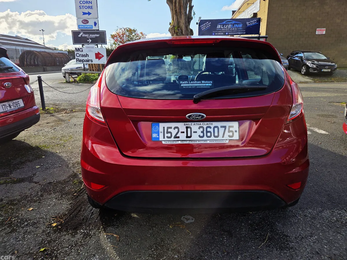 Ford Fiesta Hatchback, Petrol, 2015, Red