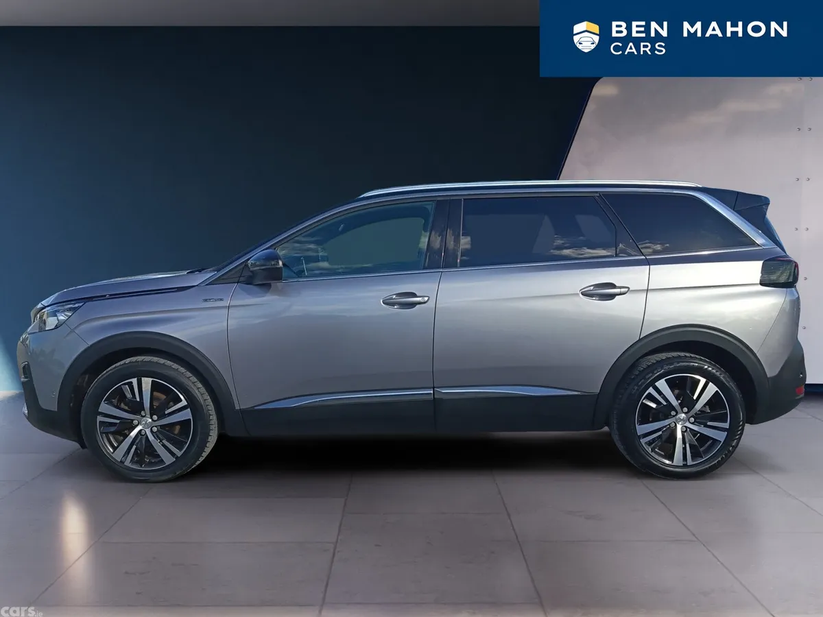 Peugeot 5008 MPV, Diesel, 2018, Grey