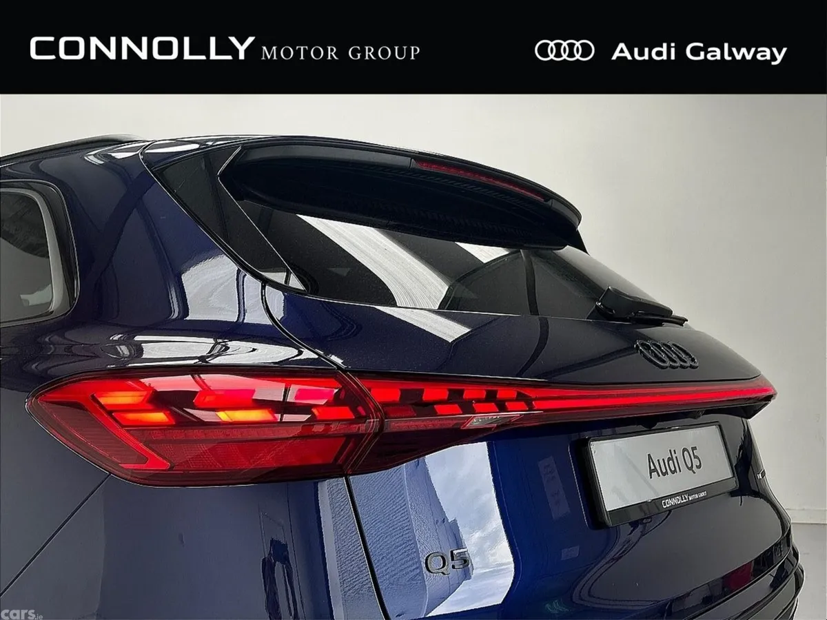 Audi Q5 SUV, Petrol Plug-in Hybrid, 2027, Blue