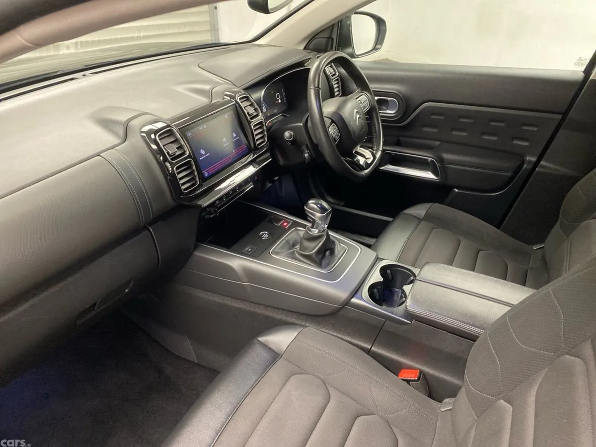Citroen C5 Aircross MPV, Diesel, 2022, Blue
