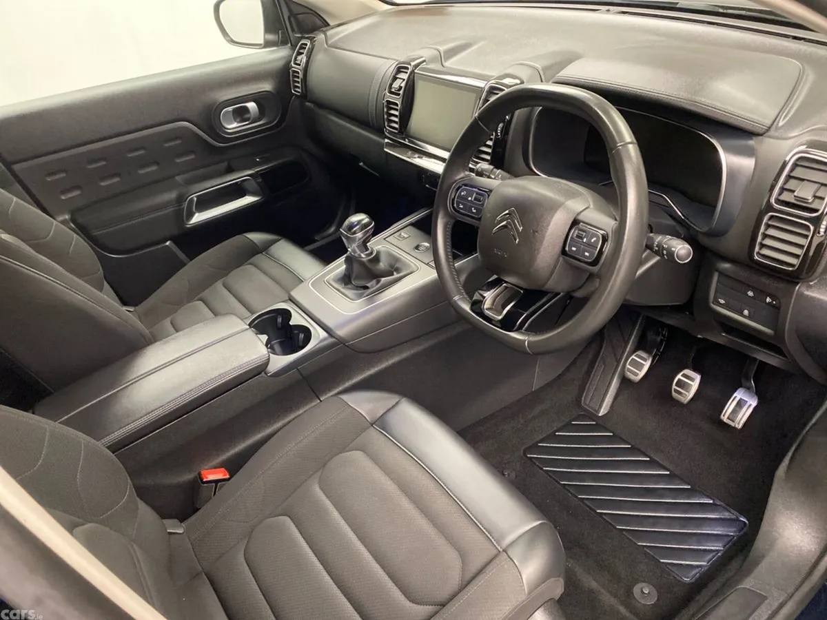 Citroen C5 Aircross MPV, Diesel, 2022, Blue