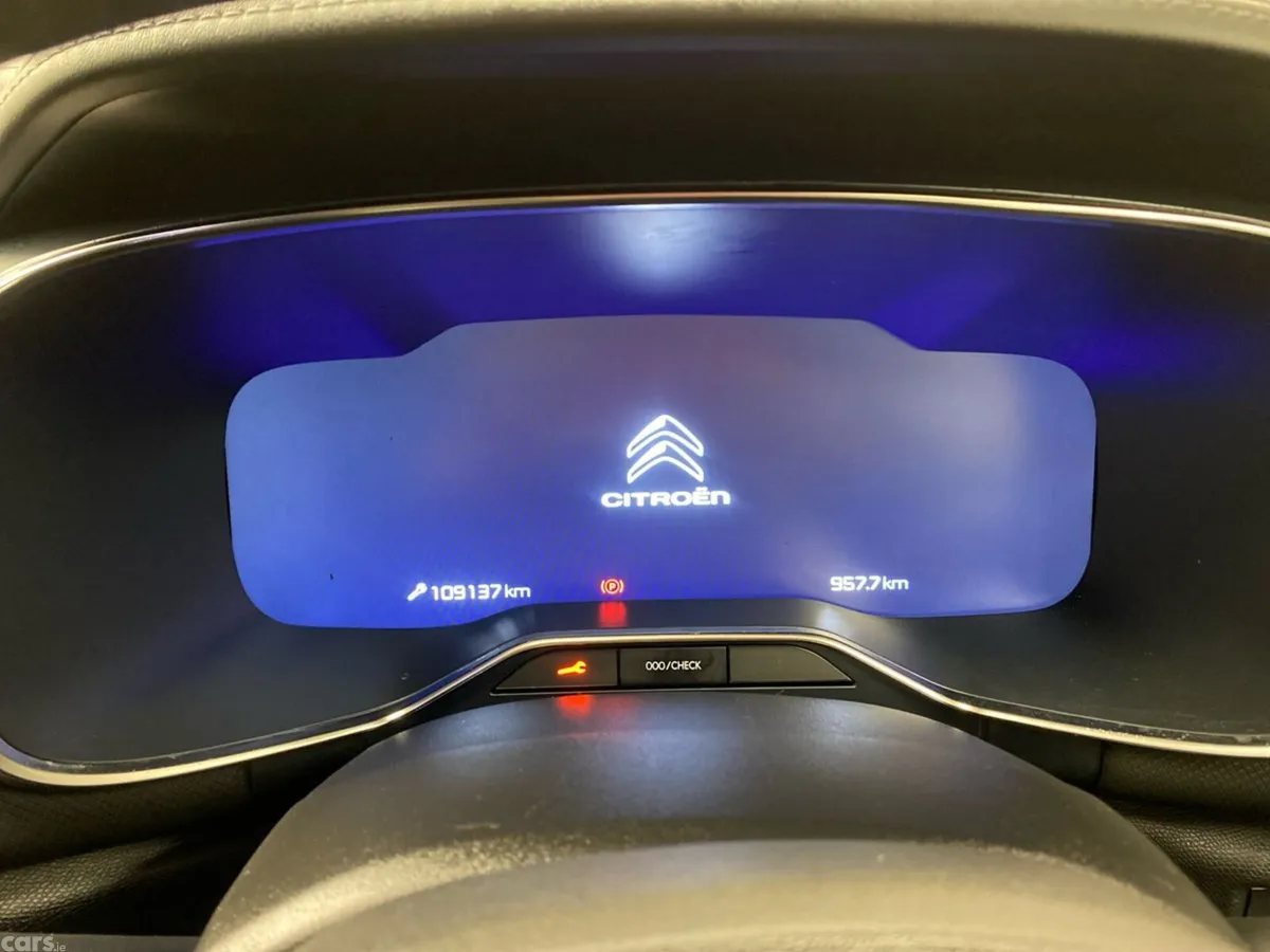 Citroen C5 Aircross MPV, Diesel, 2022, Blue