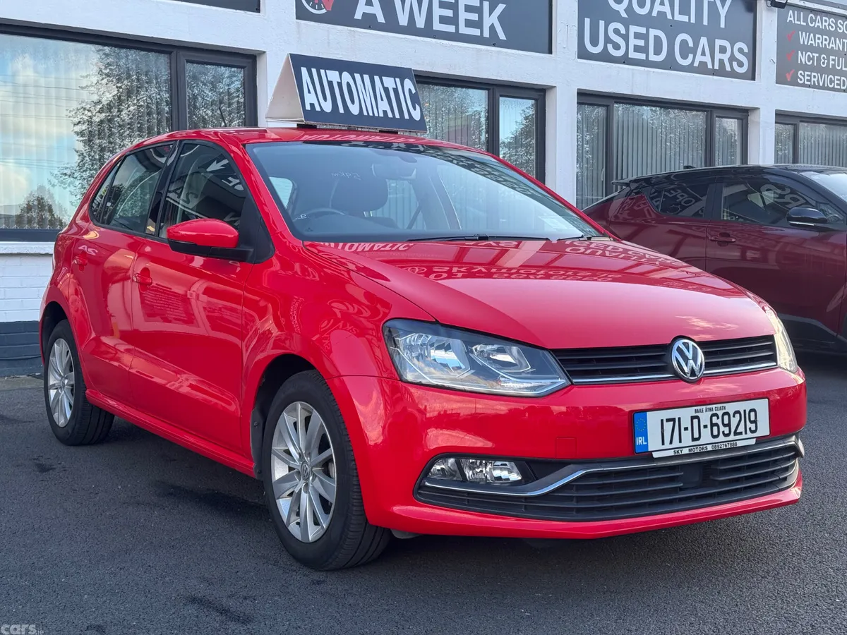Volkswagen Polo Hatchback, Petrol, 2017, Red
