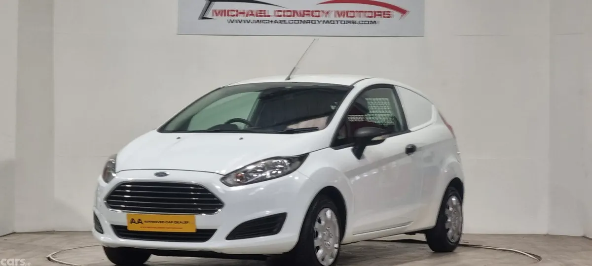Ford Fiesta MPV, Diesel, 2015, White