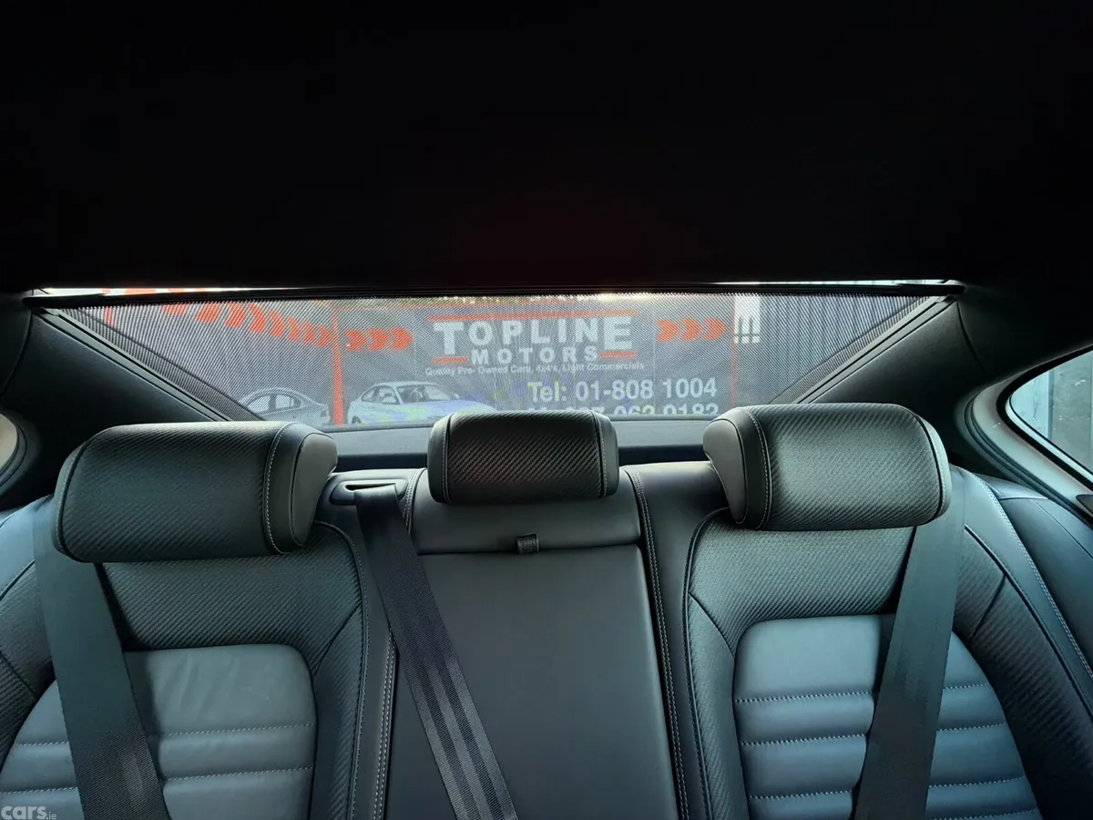 Volkswagen Passat Saloon, Petrol, 2018, White