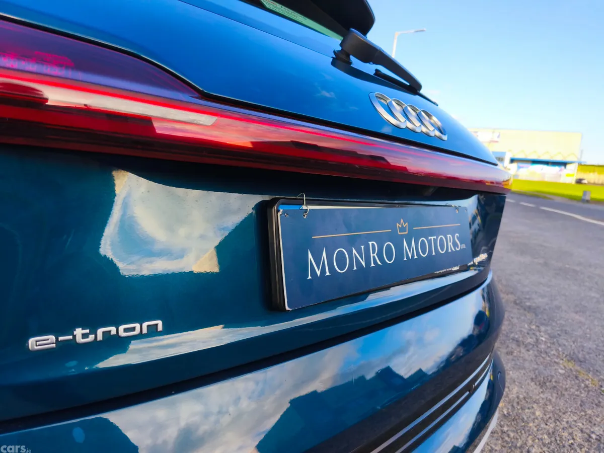 Audi e-tron SUV, Electric, 2020, Blue