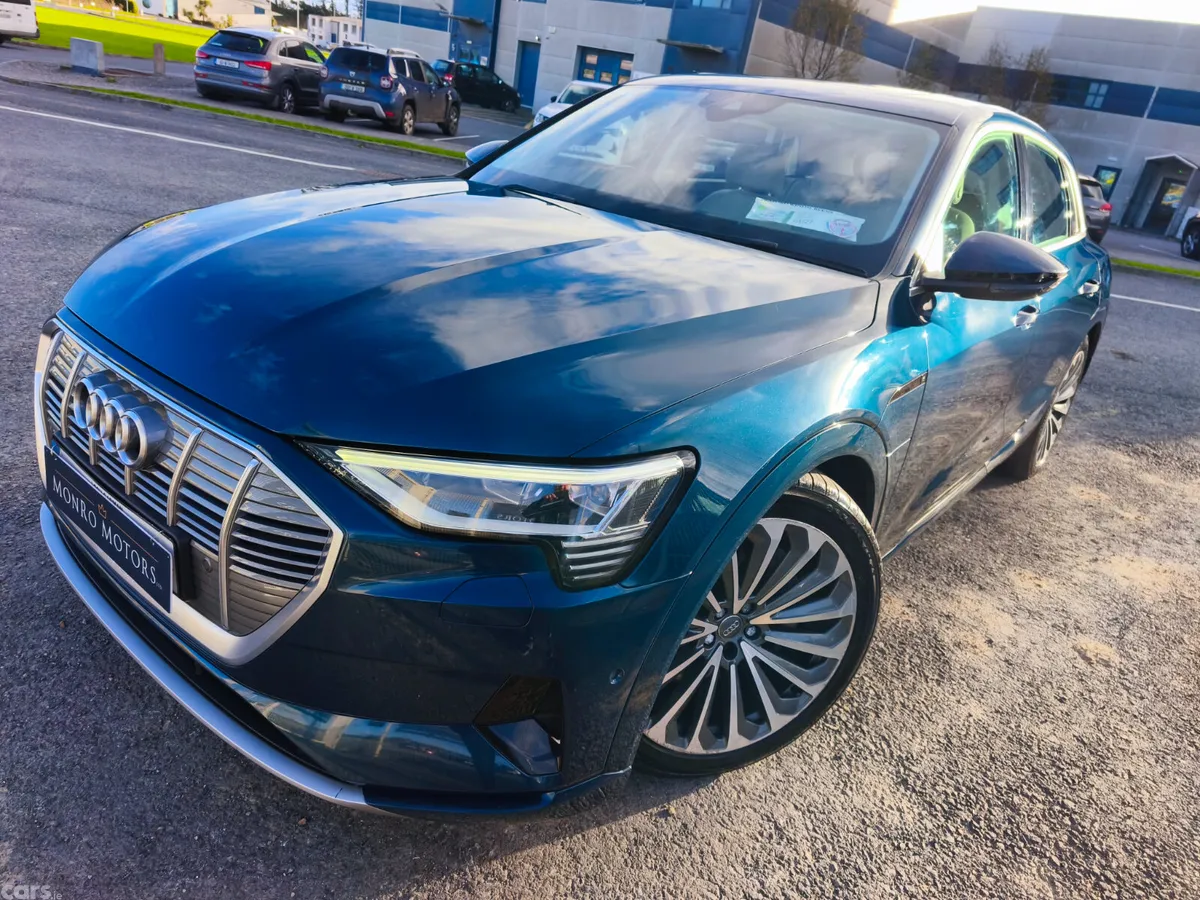 Audi e-tron SUV, Electric, 2020, Blue