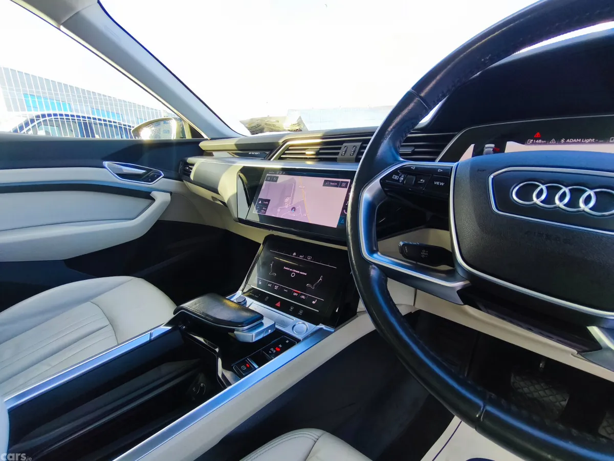 Audi e-tron SUV, Electric, 2020, Blue