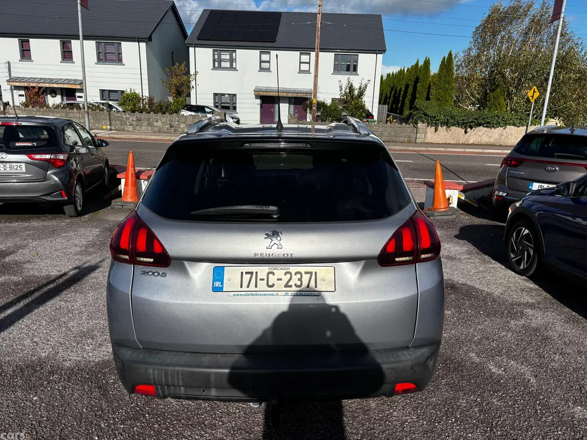 Peugeot 2008 Estate, Diesel, 2017, Grey