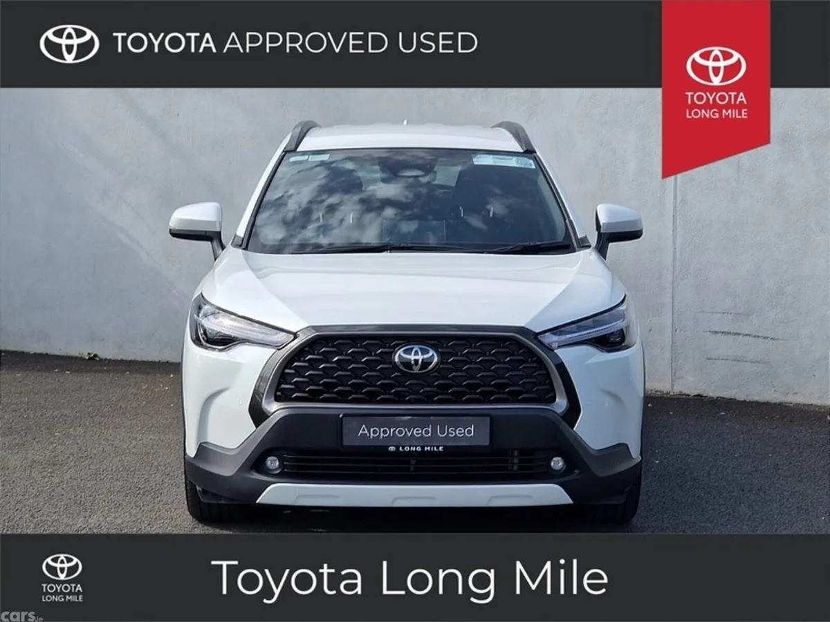Toyota Corolla Cross Hatchback, Petrol Hybrid, 2023, White