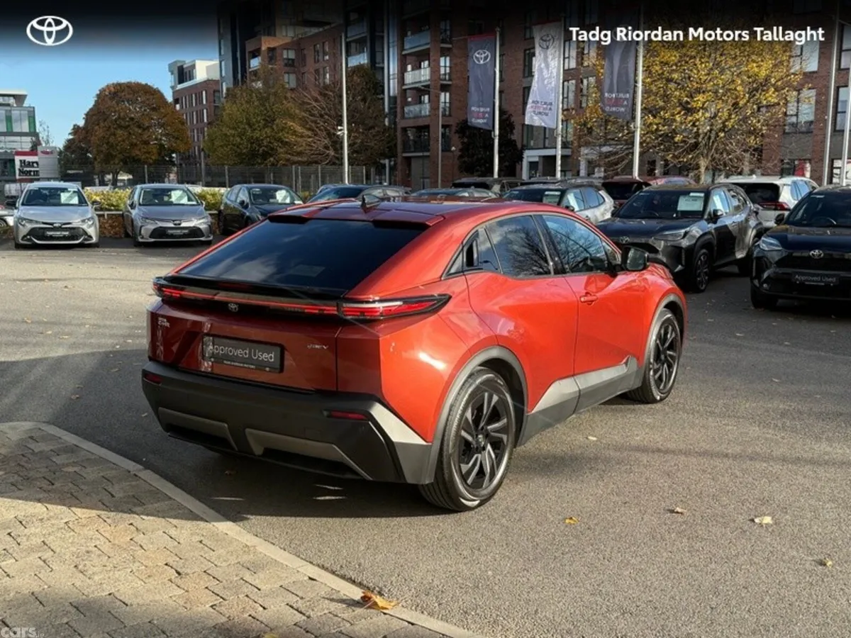 Toyota C-HR Estate, Electric, 2026, Brown