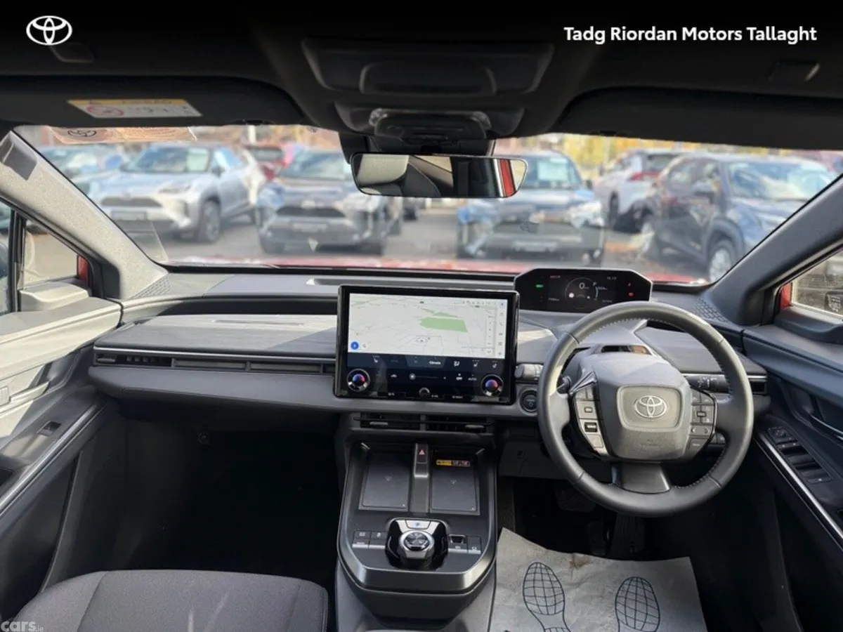 Toyota C-HR Estate, Electric, 2026, Brown