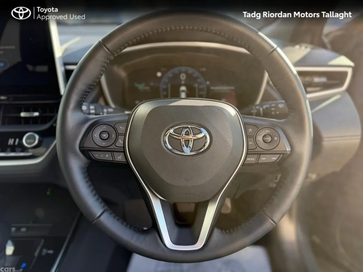 Toyota Corolla Cross Hatchback, Petrol Hybrid, 2026, Grey