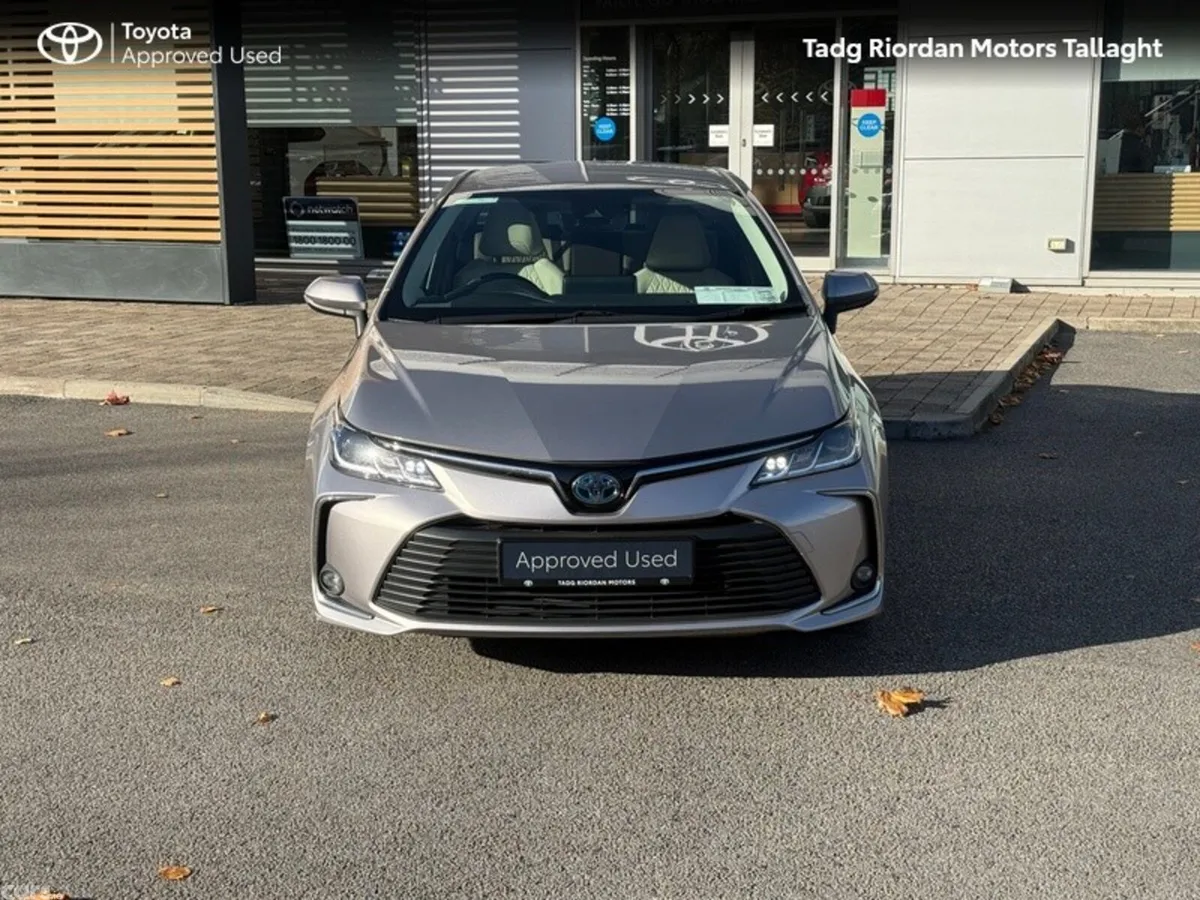 Toyota Corolla Saloon, Petrol Hybrid, 2022, Grey