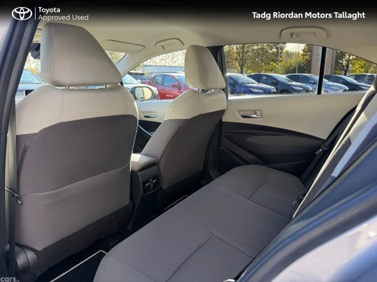 Toyota Corolla Saloon, Petrol Hybrid, 2022, Grey