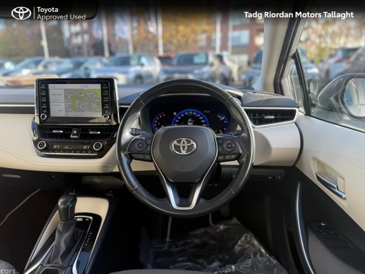 Toyota Corolla Saloon, Petrol Hybrid, 2022, Grey