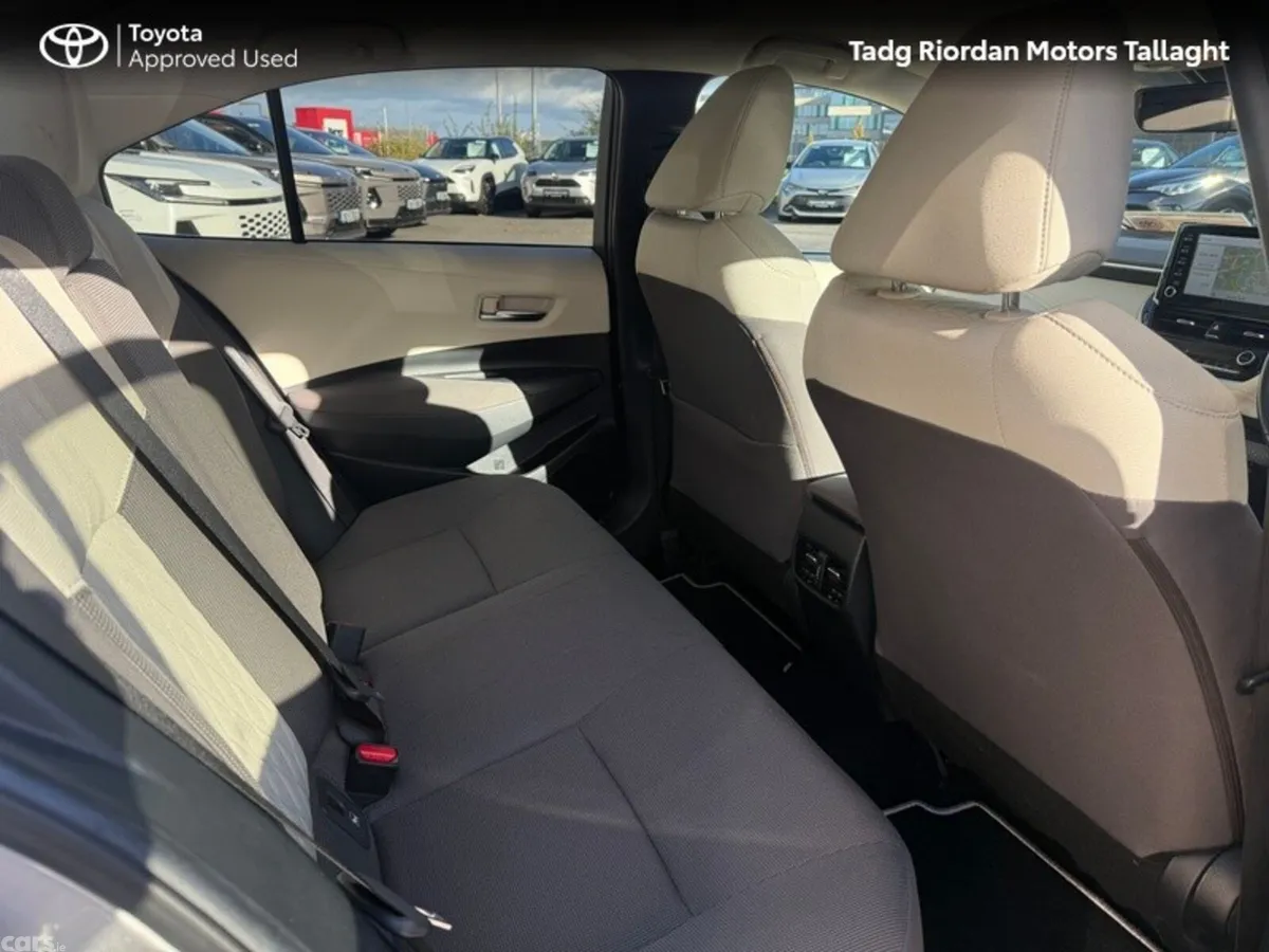 Toyota Corolla Saloon, Petrol Hybrid, 2022, Grey