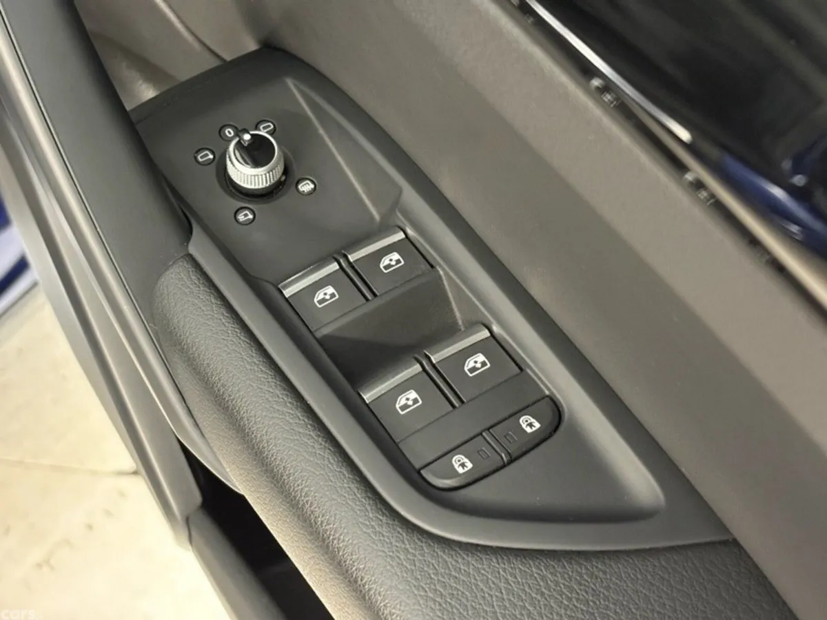 Audi Q5 SUV, Diesel, 2023, Blue