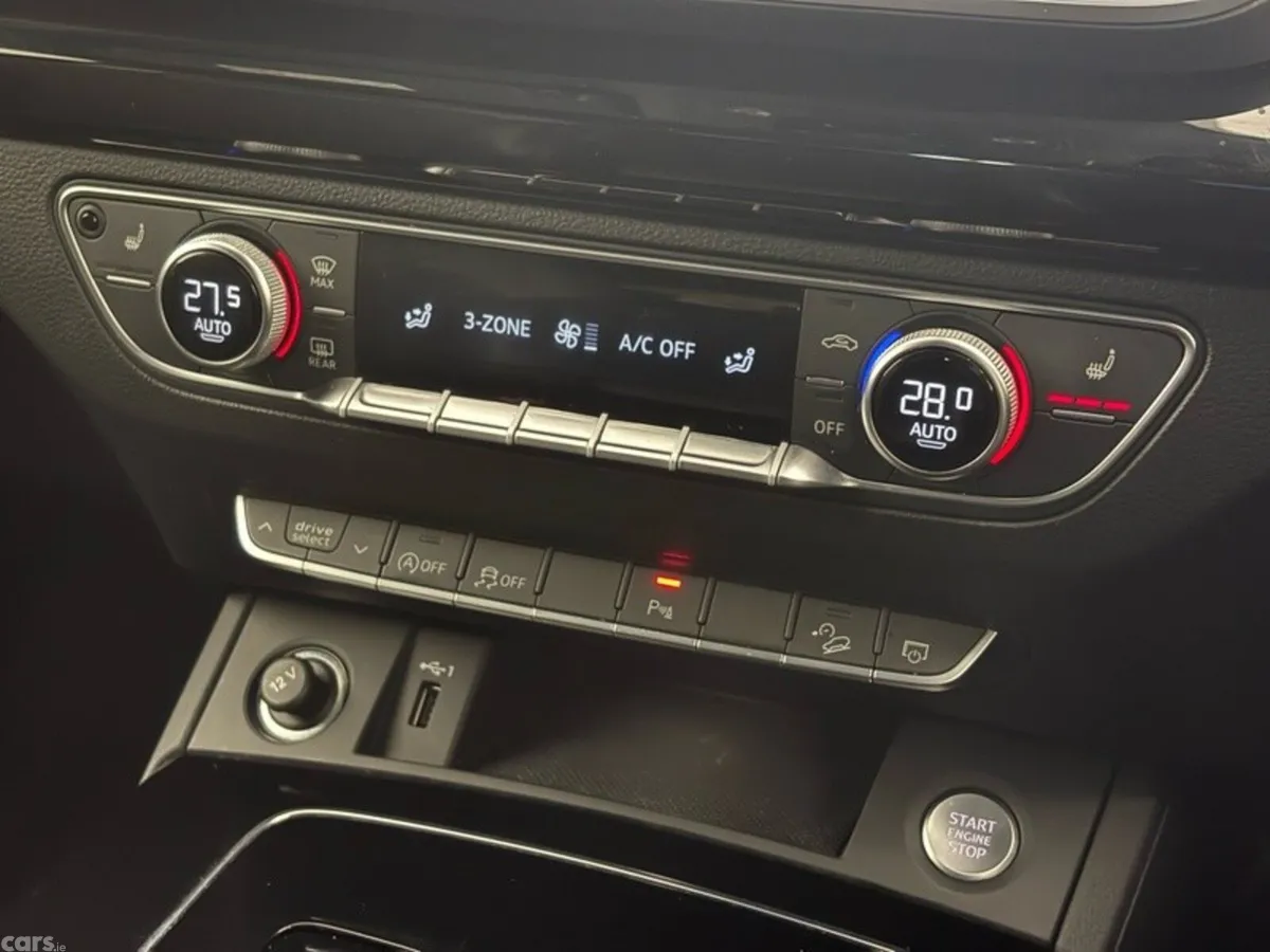Audi Q5 SUV, Diesel, 2023, Blue