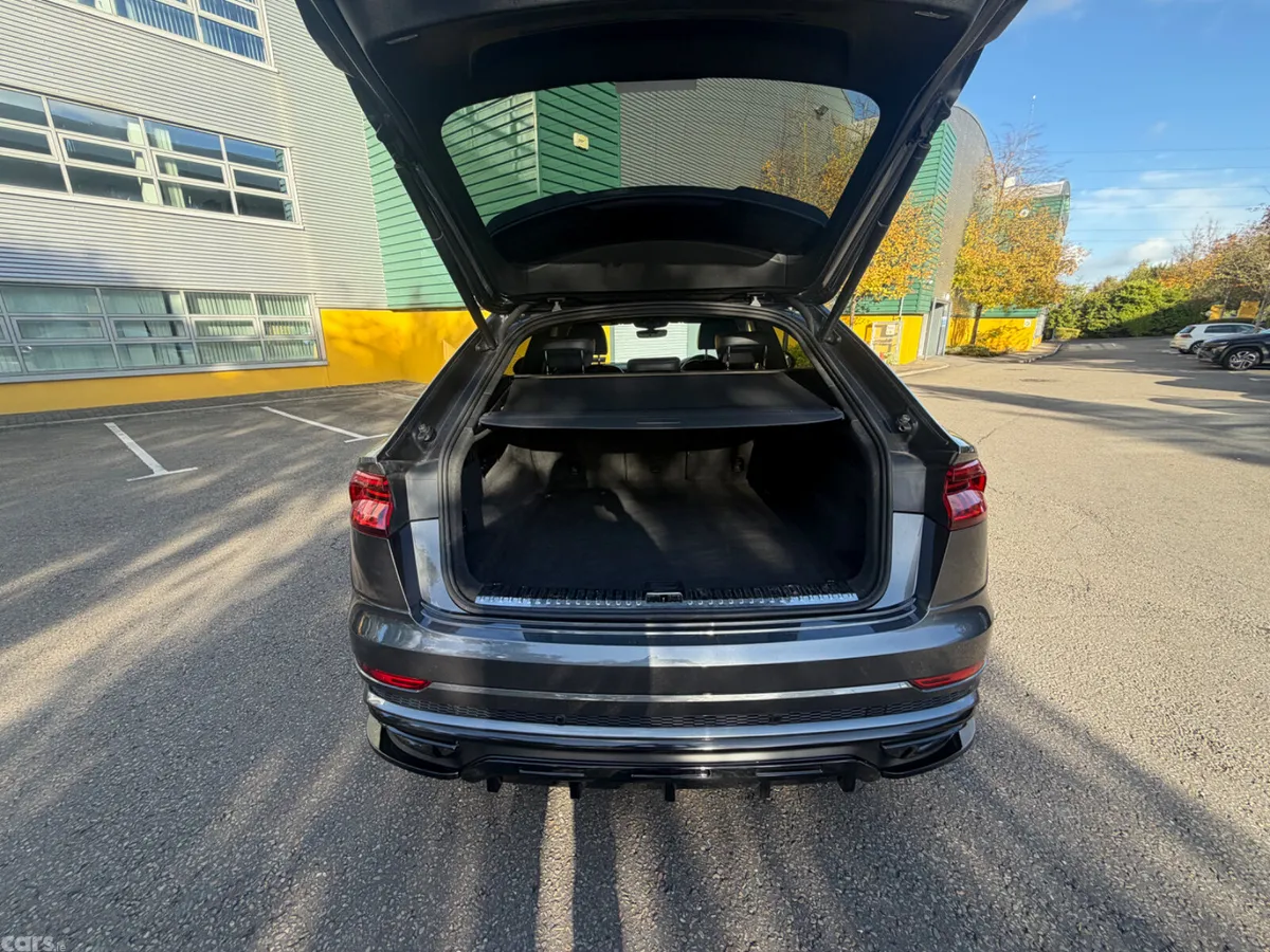 Audi Q8 Hatchback, Diesel, 2019, Grey