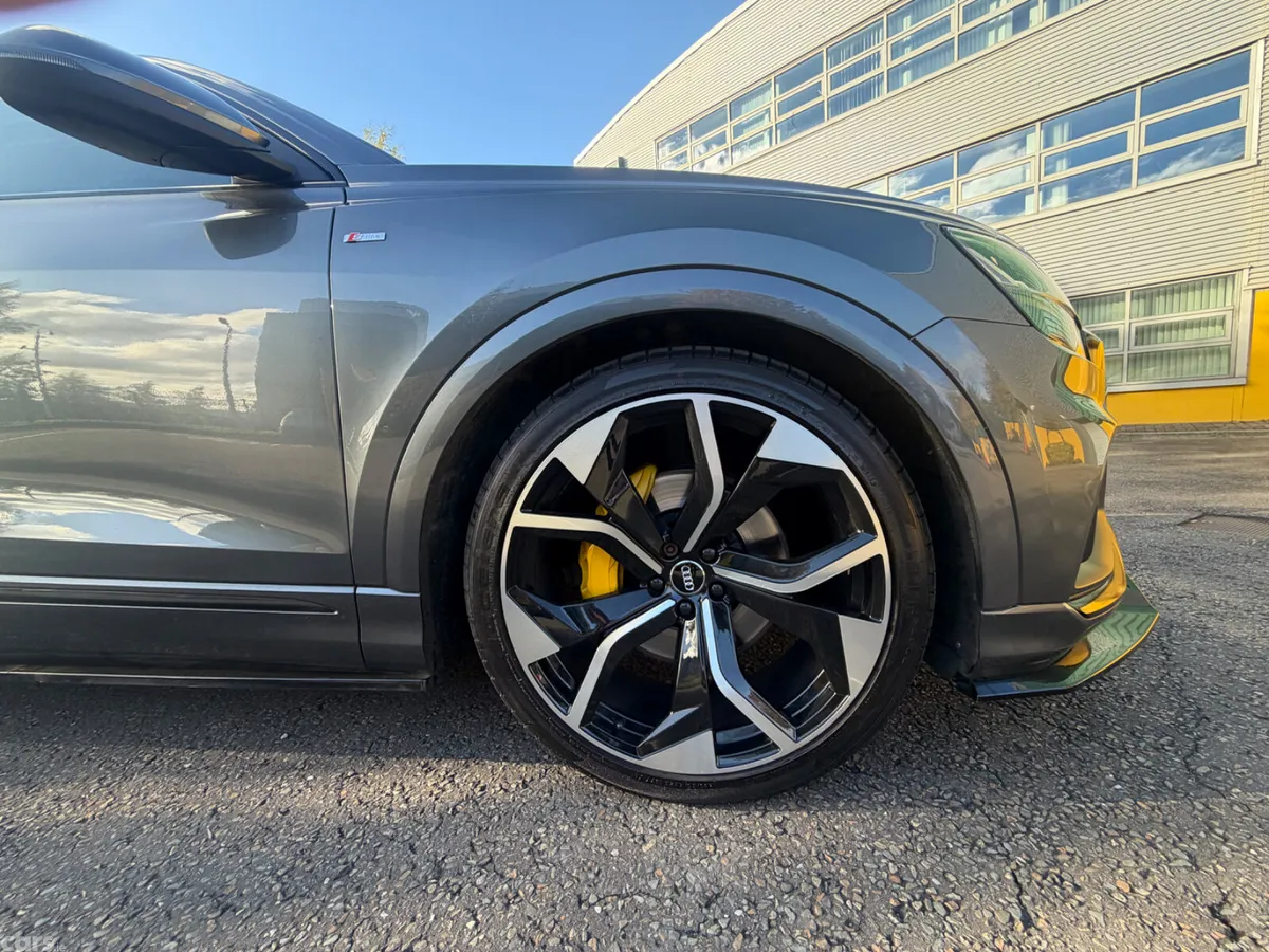 Audi Q8 Hatchback, Diesel, 2019, Grey