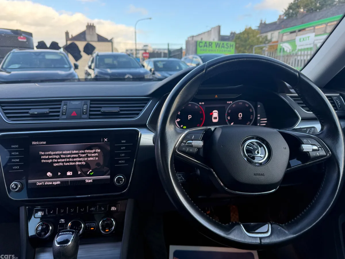 Skoda Superb Saloon, Diesel, 2022, Black