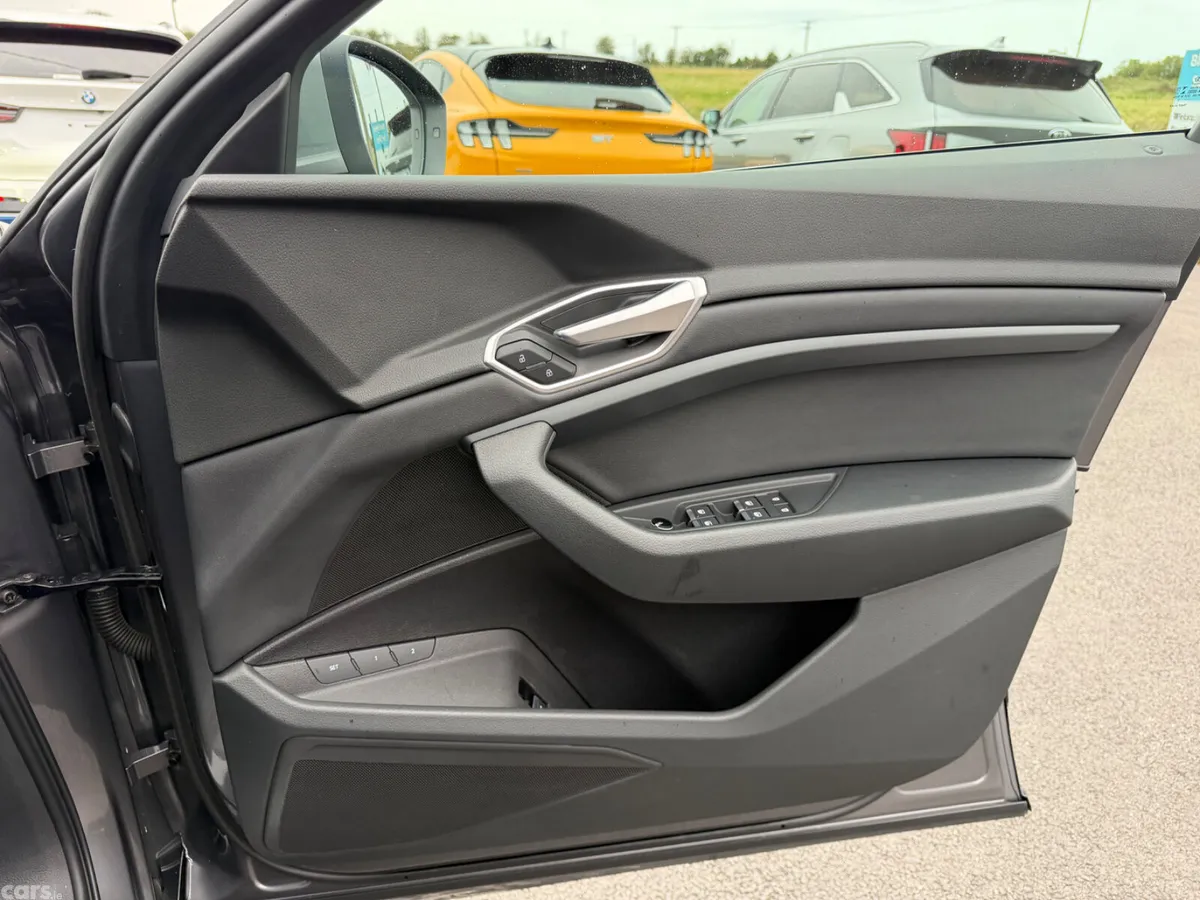 Audi e-tron Estate, Electric, 2021, Grey