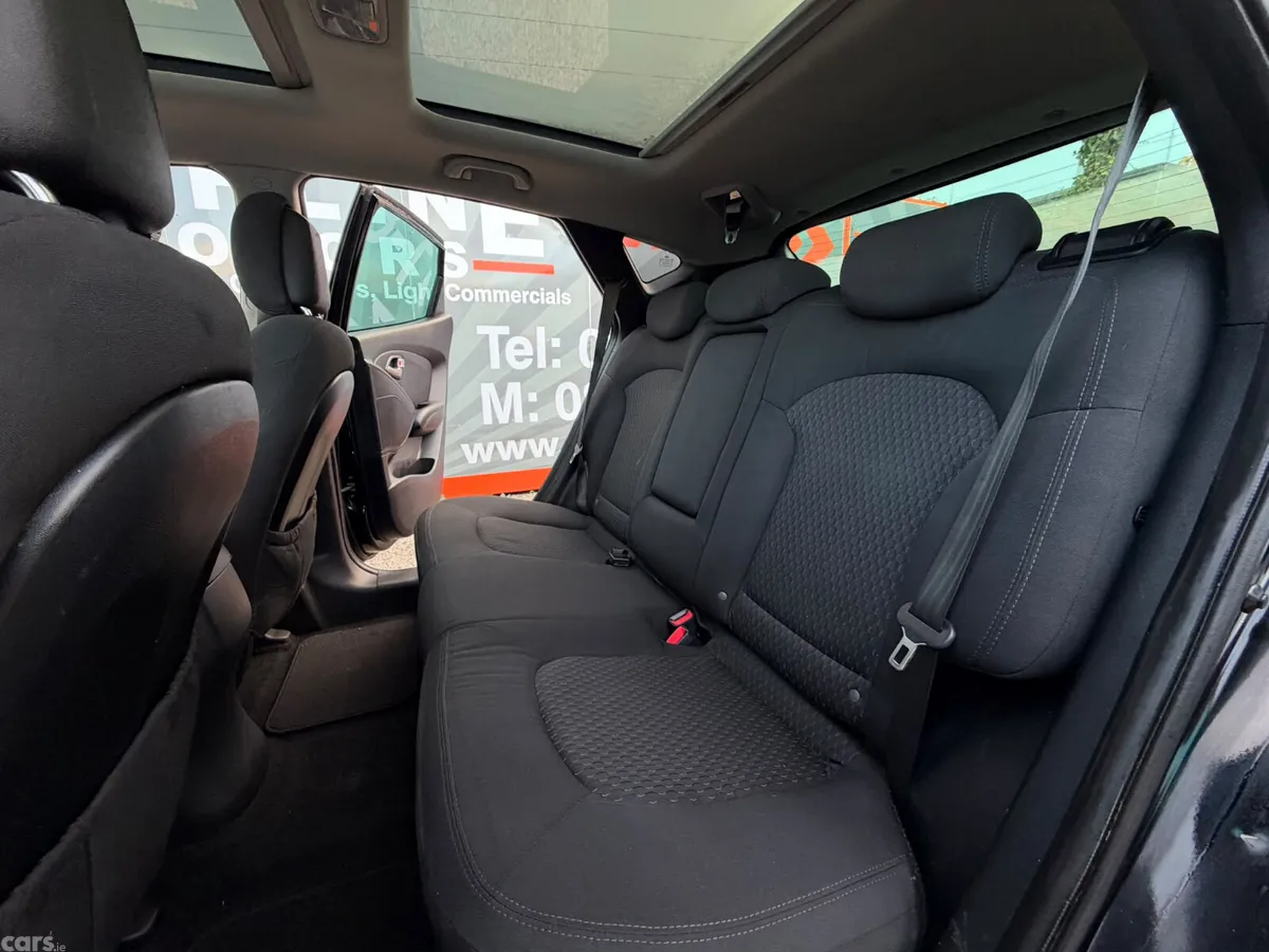 Hyundai ix35 SUV, Diesel, 2012, Black