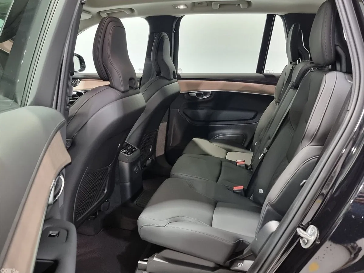 Volvo XC90 SUV, Petrol Hybrid, 2026, Black