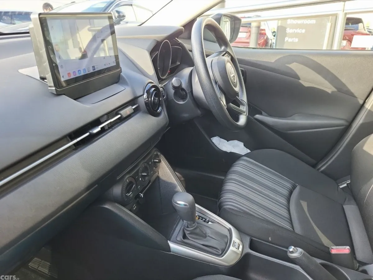 Mazda Mazda2 Hatchback, Petrol, 2022, Silver