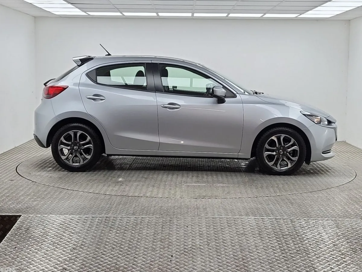 Mazda Mazda2 Hatchback, Petrol, 2022, Silver