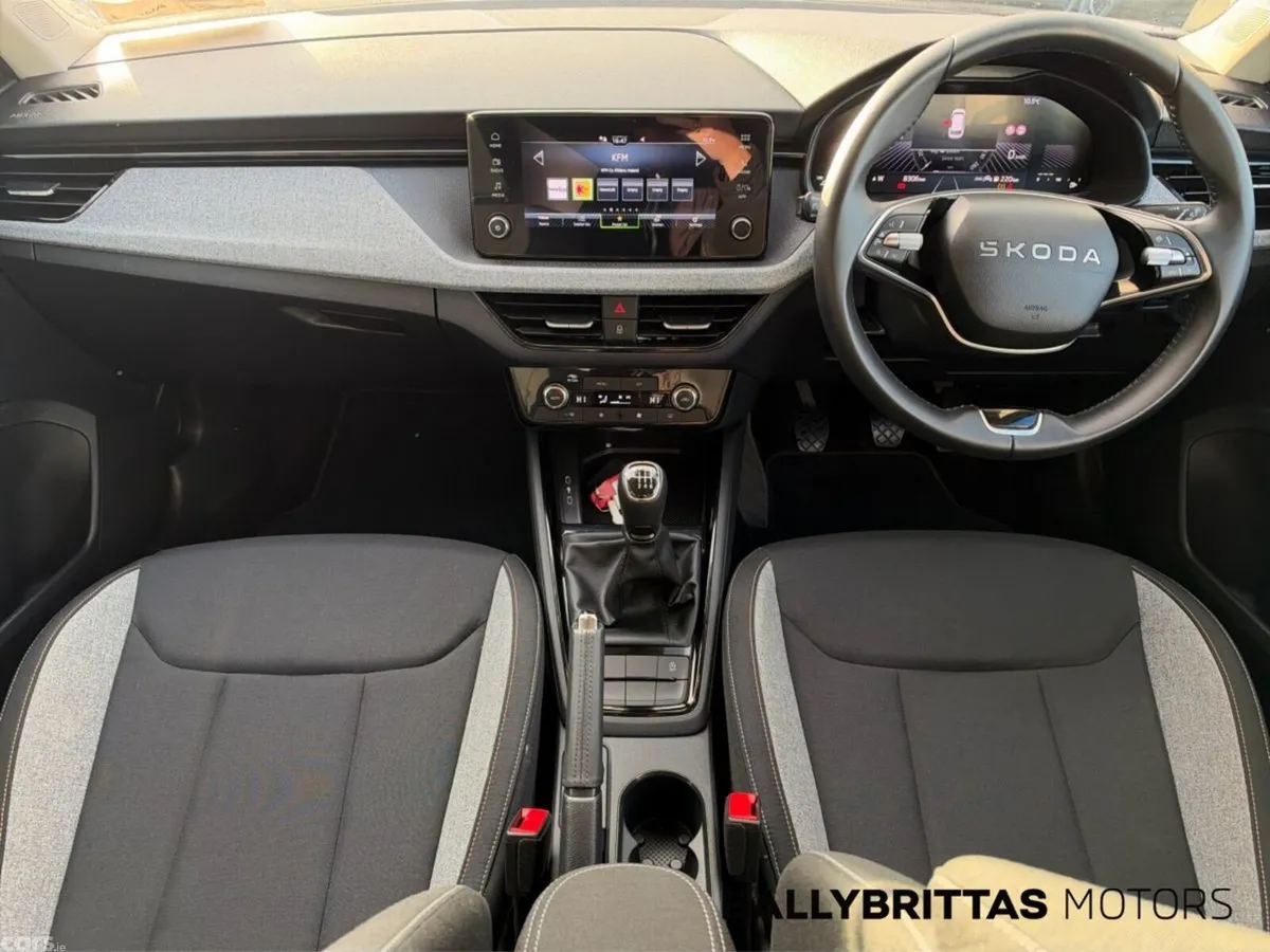 Skoda Kamiq Hatchback, Petrol, 2026, White