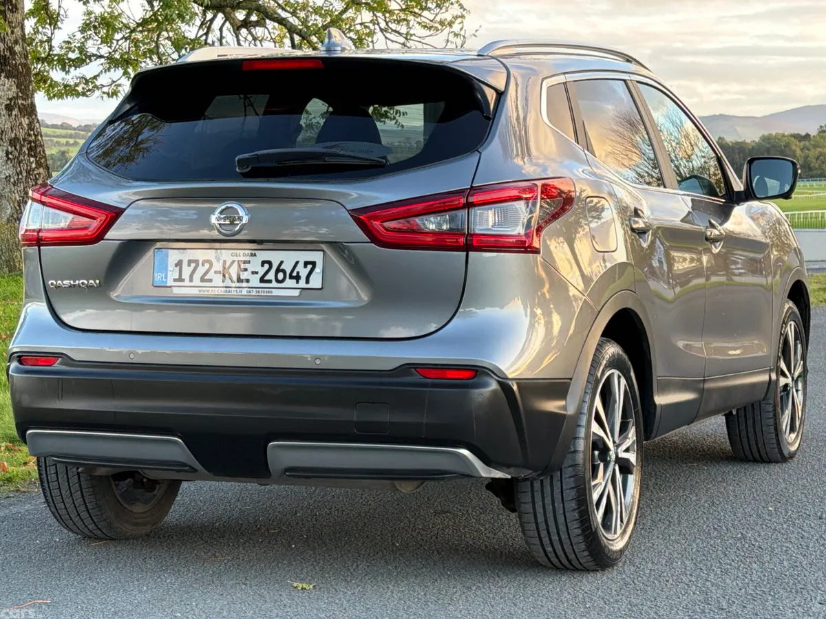 Nissan Qashqai SUV, Diesel, 2017, Grey