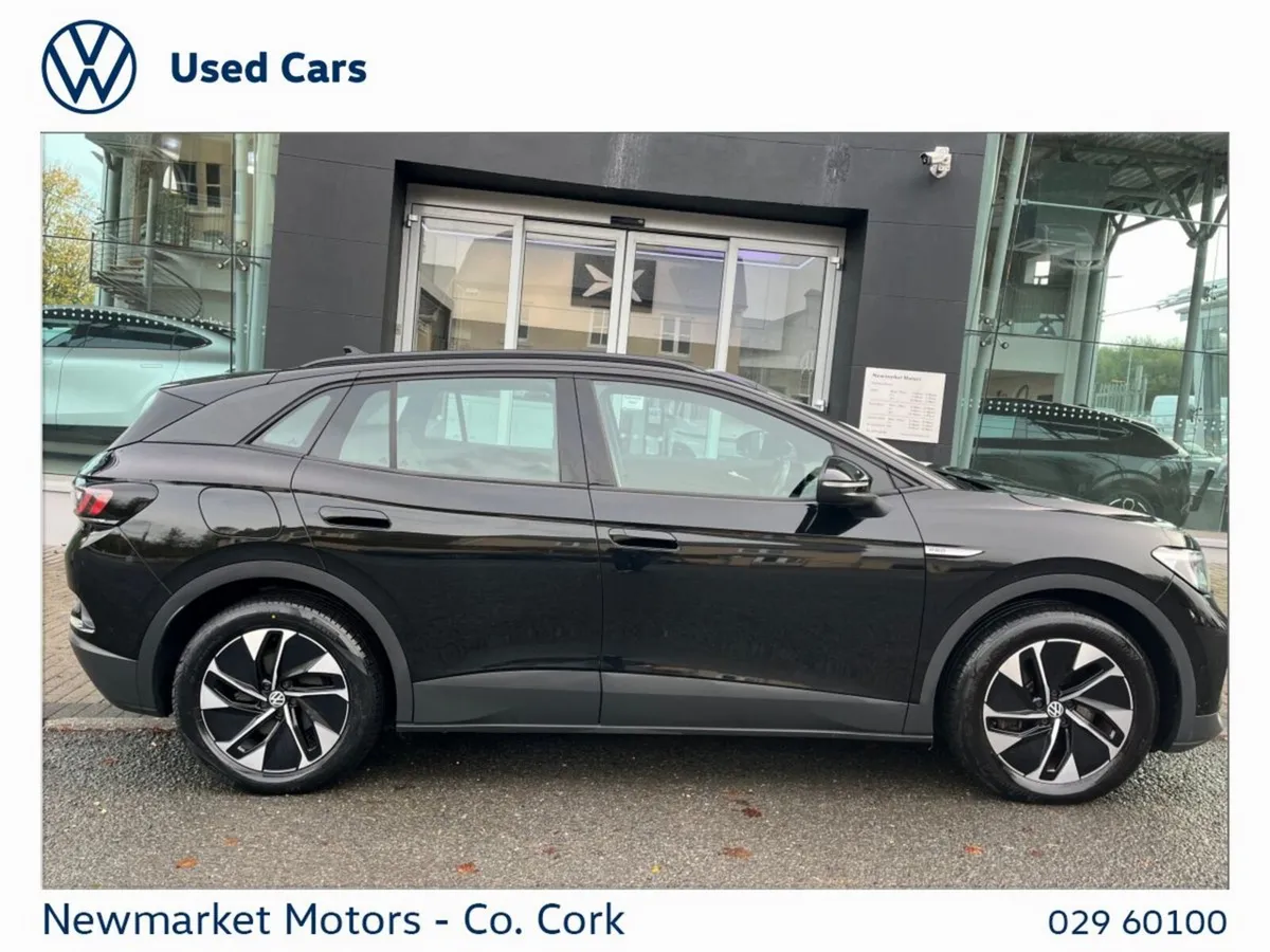 Volkswagen ID.4 SUV, Electric, 2023, Black