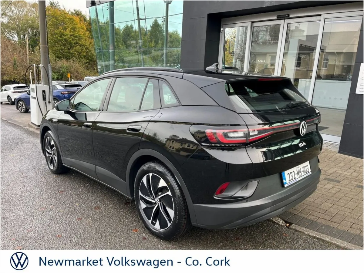 Volkswagen ID.4 SUV, Electric, 2023, Black