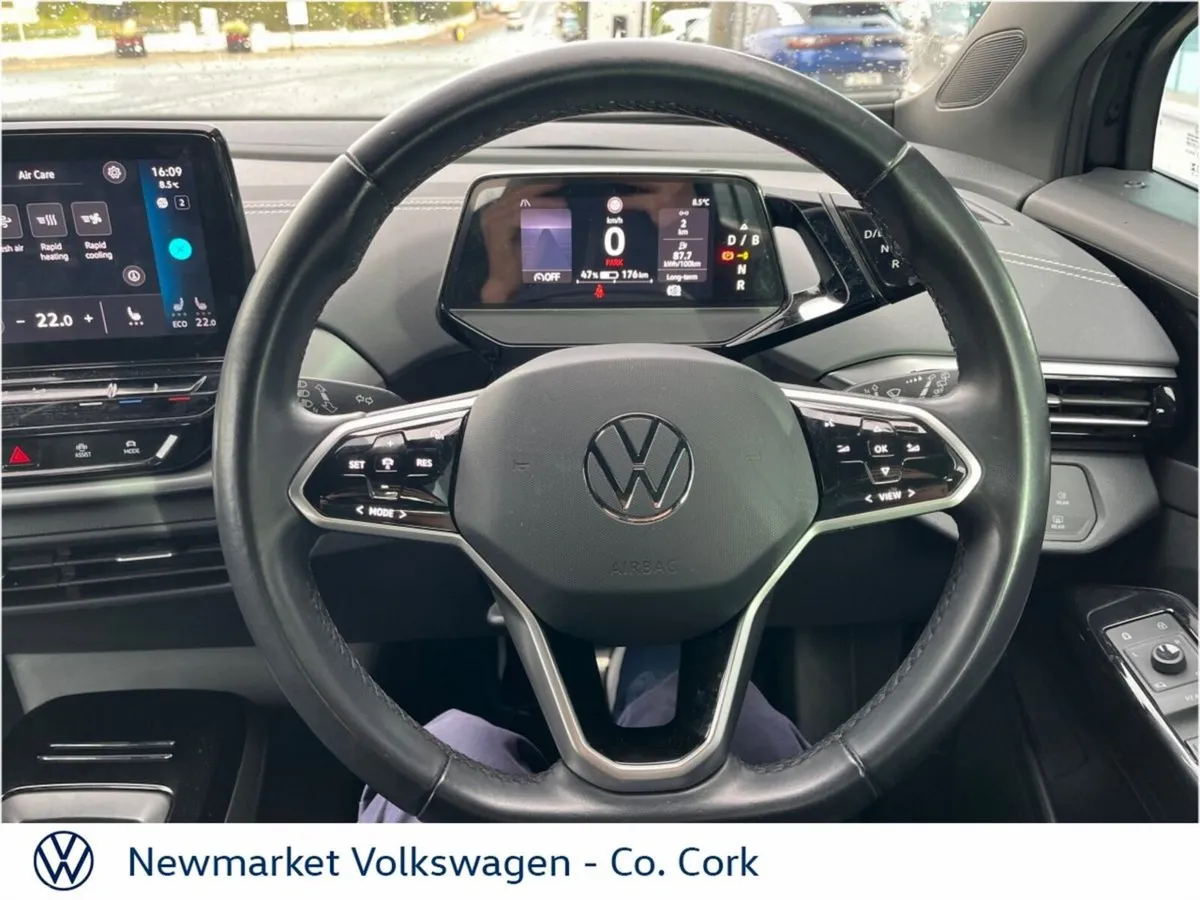 Volkswagen ID.4 SUV, Electric, 2023, Black