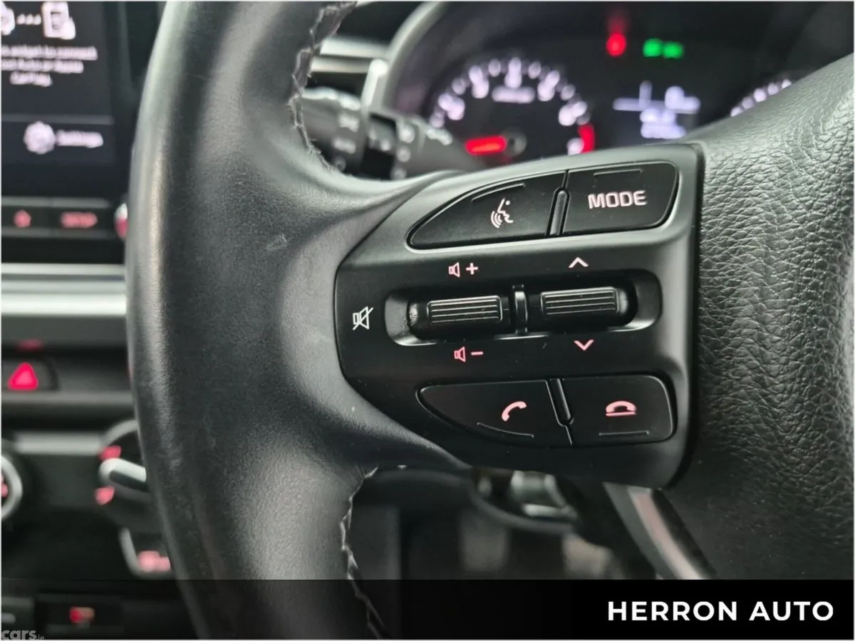 Kia Rio Hatchback, Petrol, 2023, Blue