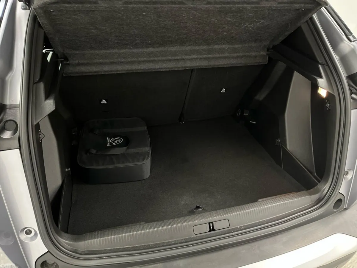 Peugeot 2008 SUV, Electric, 2023, Grey