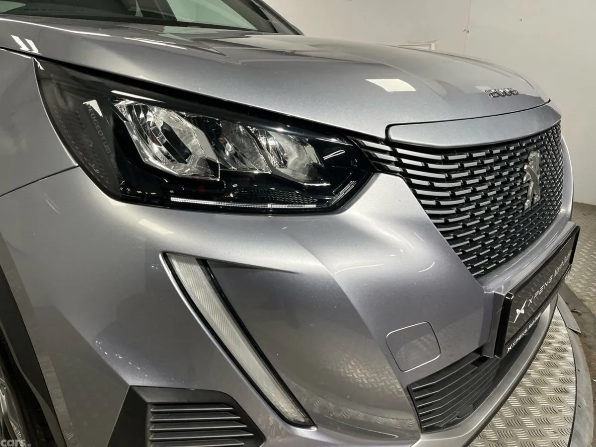 Peugeot 2008 SUV, Electric, 2023, Grey