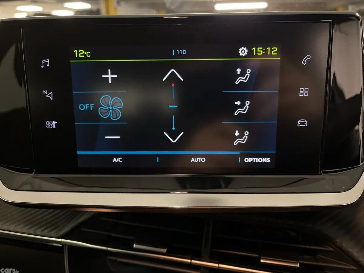 Peugeot 2008 SUV, Electric, 2023, Grey