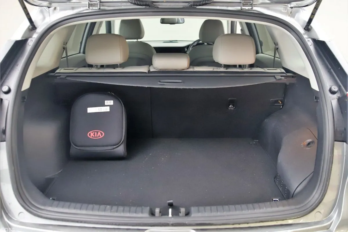 Kia Niro SUV, Petrol Plug-in Hybrid, 2021, Grey