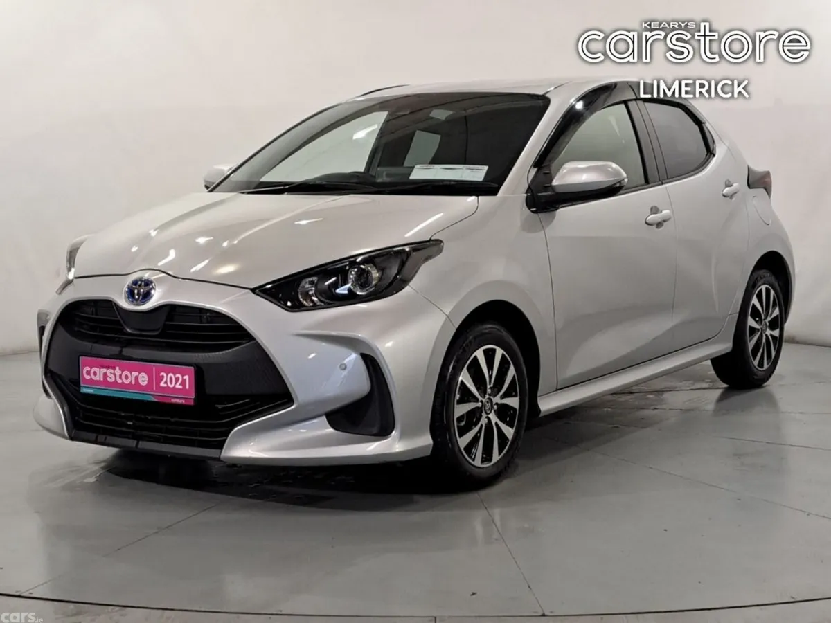 Toyota Yaris Hatchback, Petrol Hybrid, 2021, Grey
