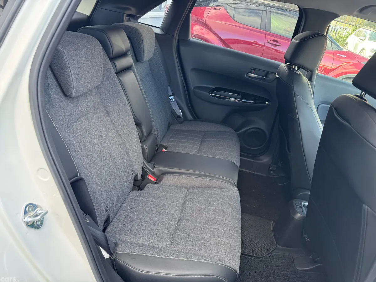 Honda Fit Hatchback, Petrol Hybrid, 2020, White