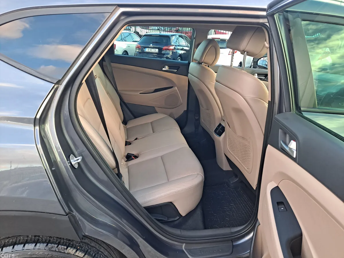 Hyundai Tucson SUV, Diesel, 2016, Grey