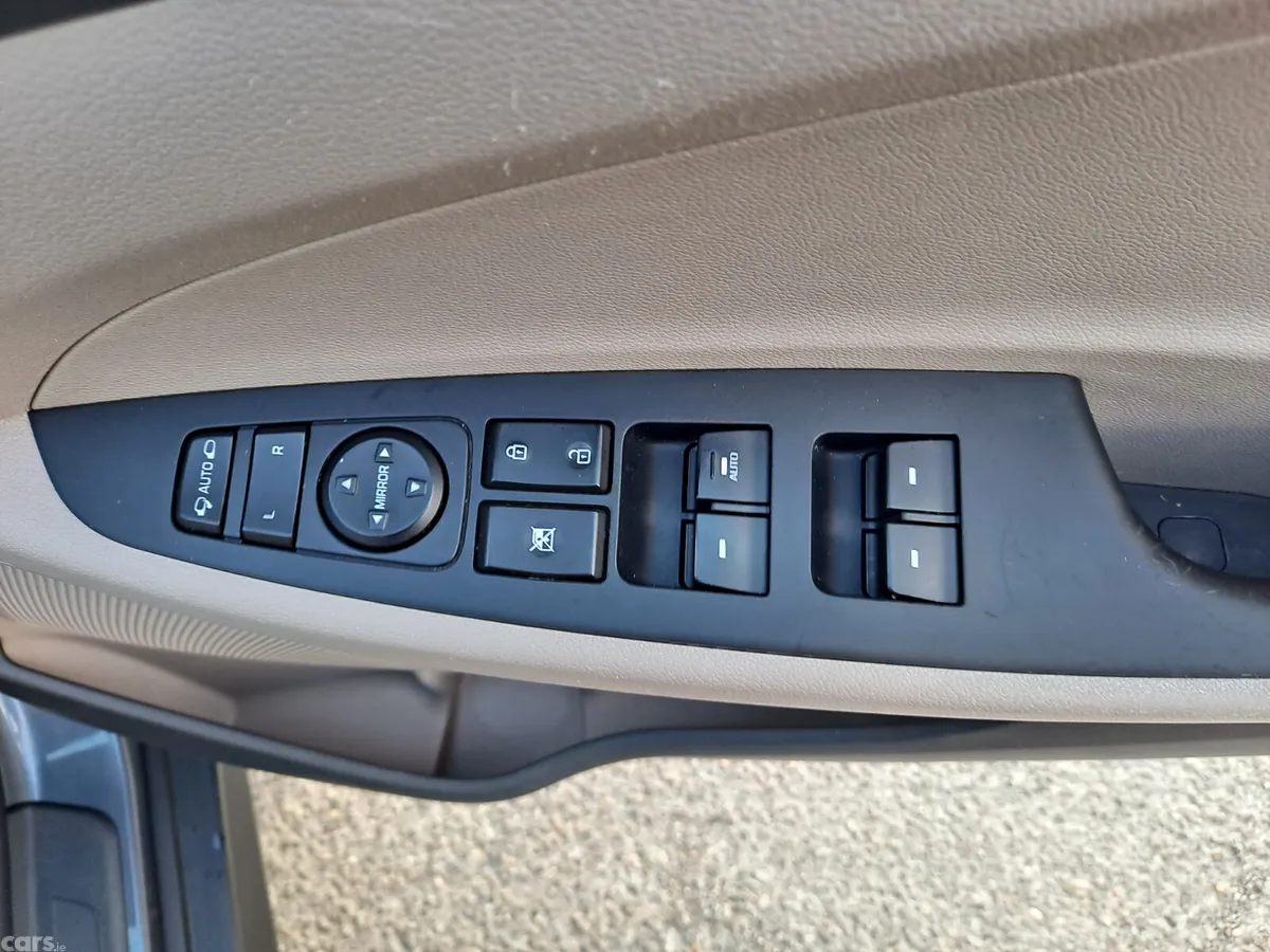 Hyundai Tucson SUV, Diesel, 2016, Grey