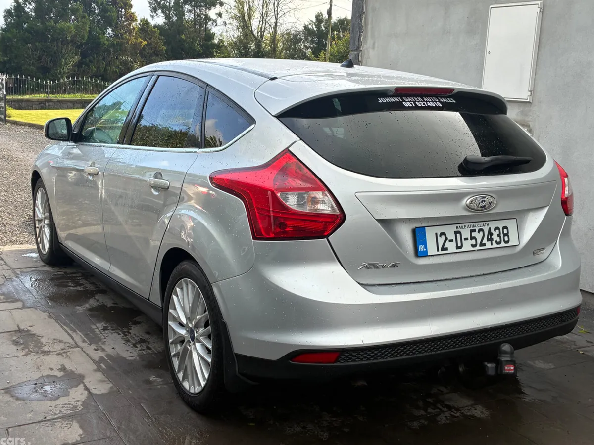 Ford Focus Hatchback, Diesel, 2012, Silver